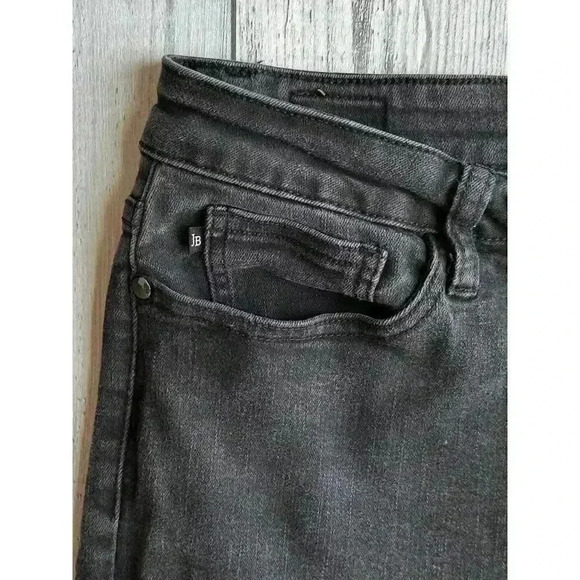 Judy Blue Mid-Rise Capris Women’s Size 13/31 Black - Picture 4 of 9